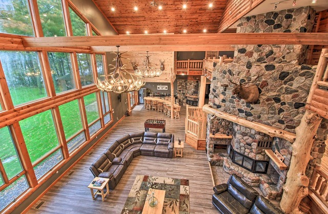 Waterfront Lake Mille Lacs Lodge w/Deck + Grill!