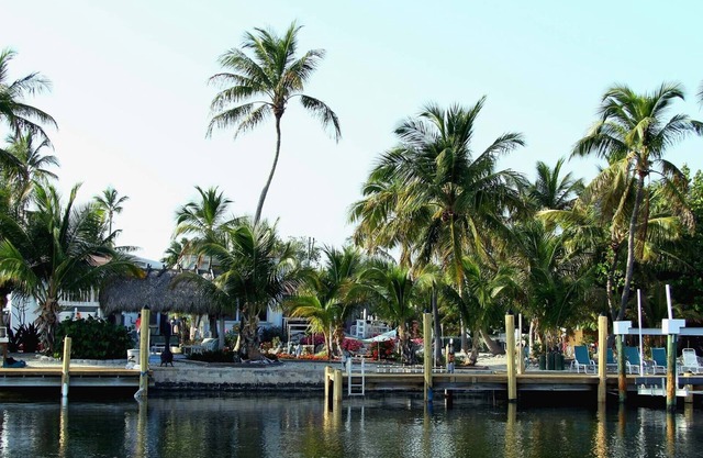 Waterfront Paradise with Free Dockage - Contact us to price your stay!