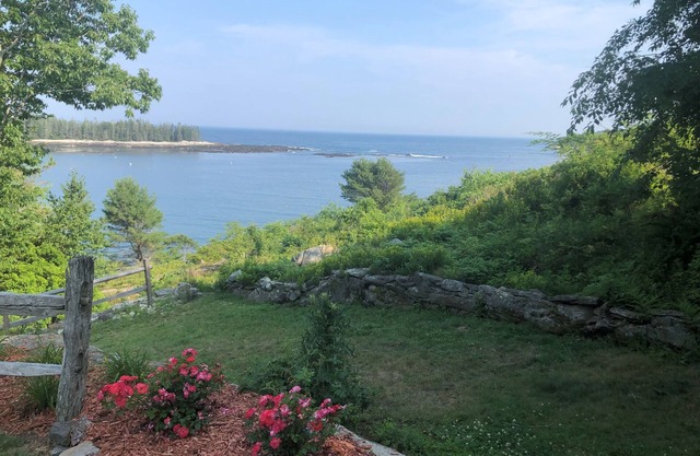 Waterfront retreat with private dock, hot tub, sauna and spectacular gulf views