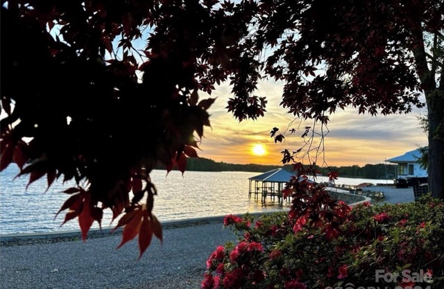 Waterfront Sanctuary on Lake Norman with Hot Tub, Boat Dock & Outdoor Fireplace