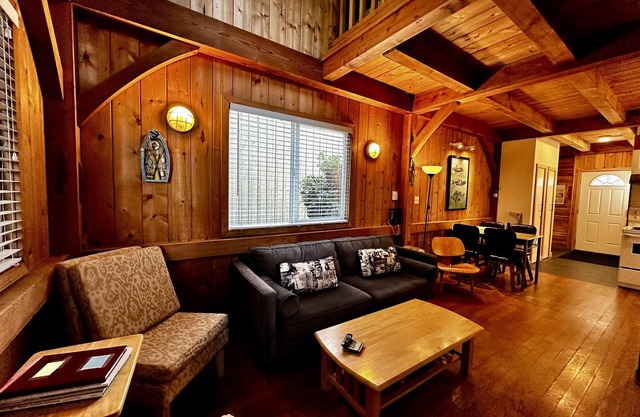 Waterfront Timber Frame Cottage!