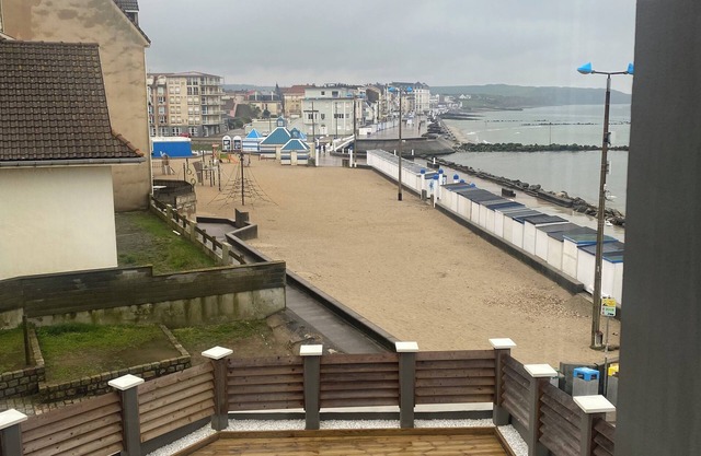 Waterfront Villa Le Relais with Jacuzzi