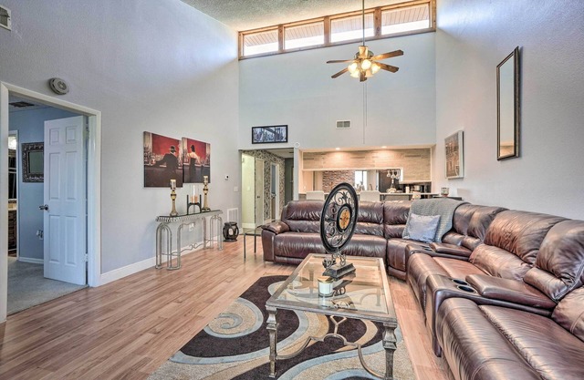 Waterside New Port Richey Condo w/Pool Access!