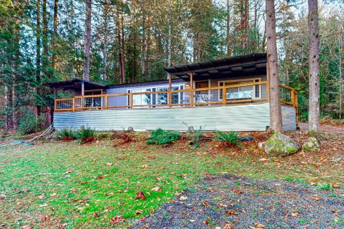 WatersView Tree House
