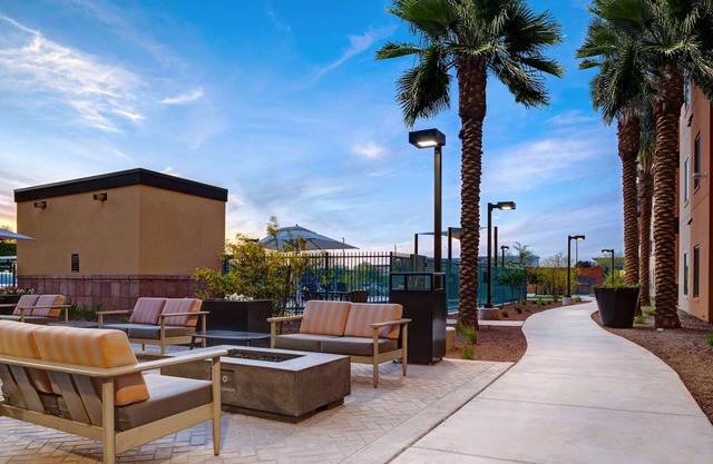 WaterWalk Extended Stay by Wyndham Phoenix - N. Happy Valley