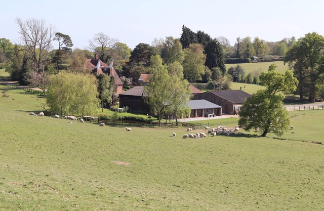 Weaver's Cottages, Frame Farm - sleeps 20