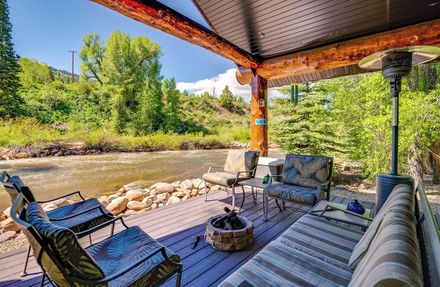 Weber River Cabin in Oakley w/Private Hot Tub!