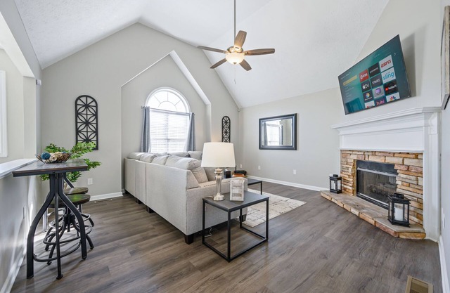 Weekday Pricing Live! Cozy Spot for Extended Stays