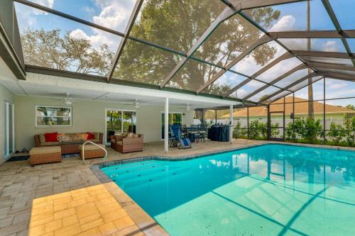 Weeki Lake Home with Heated and Cooled Pool, By Disney