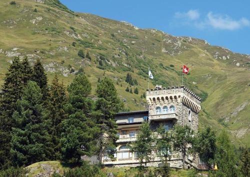 WEF 2026 Exclusive and spacious 160mq apartment in a Castle