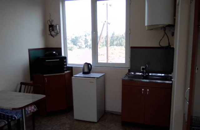 Welcome digital nomads, universal space with studio living accommodations.