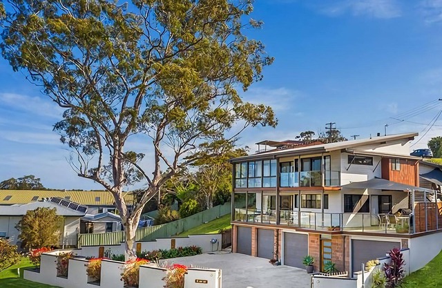 Welcome to Level Above, this abode is ideal for you and your family