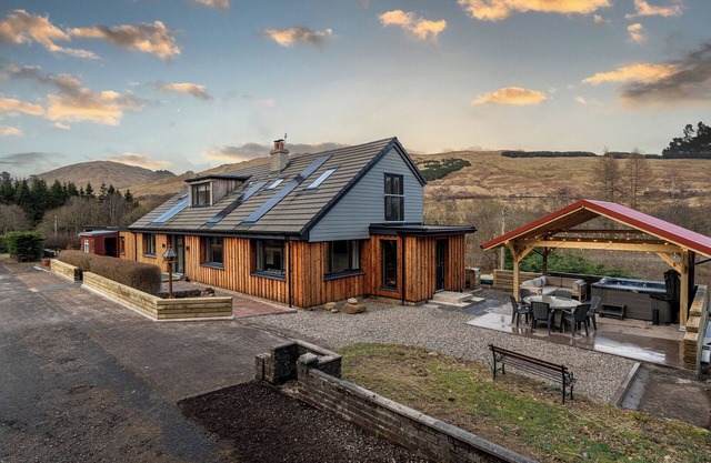 Welcome to Strathfillan Lodge, the perfect escape in the heart of the Highlands.
