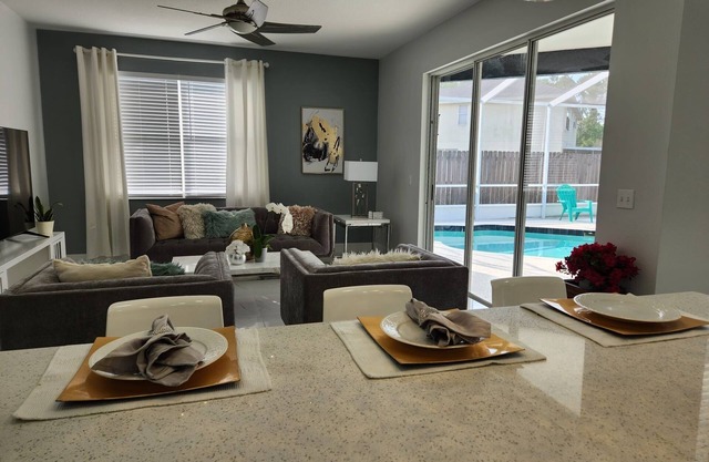 Welcome to Tampa Bay, beautiful private home with 4 bedrooms and a pool n