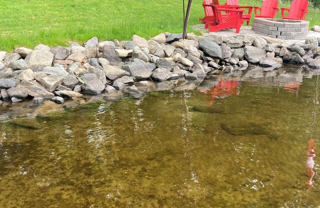 Welcome to The Waters Edge on Crowe Lake