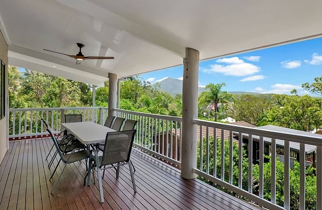 Welcome to this beautiful 4-bedroom holiday home located in Valla Beach.
