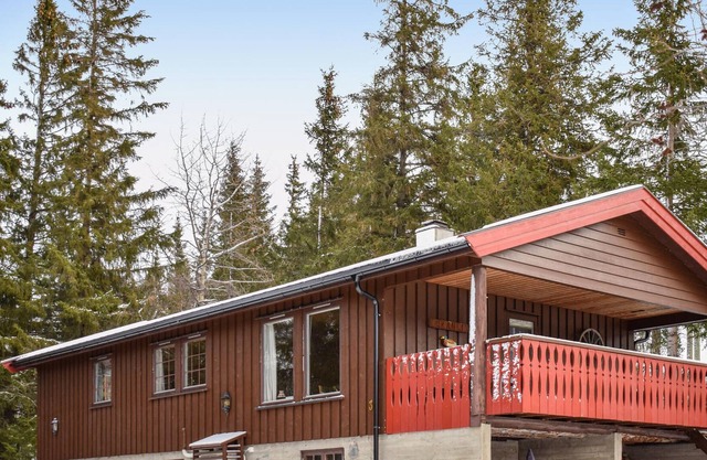 Welcome to this quaint, traditional cottage located in the heart of the fantastic Valdres landscape.