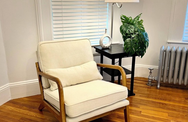 Welcome to Walnut Oasis, a historic apartment home located in the North End!