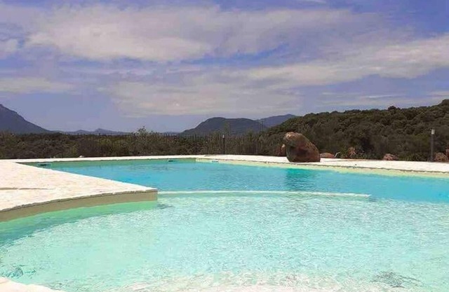 Welcomely - Country House Muristene- Iris