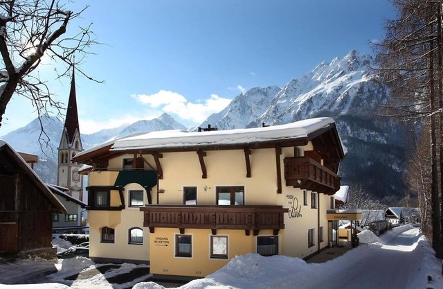 Welcoming apartment in Längenfeld with sauna