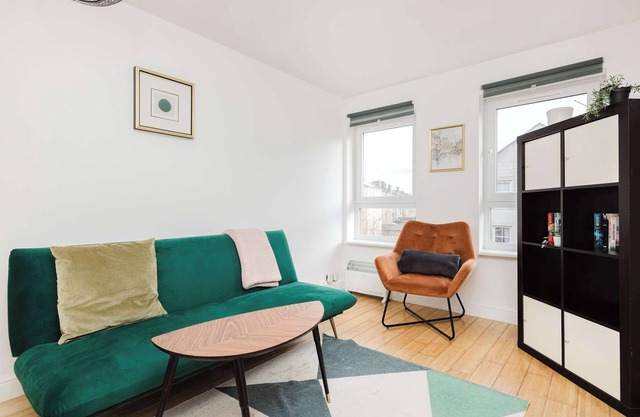 Welcoming Flat near Park