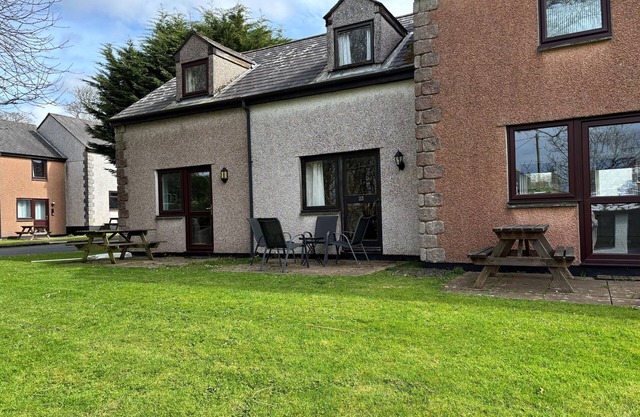 Welcoming house in the heart of West Cornwall, dog-friendly and near the beach