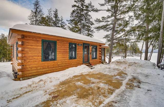 Weld Waterfront Log Cabin w/ Kayaks & Canoes!