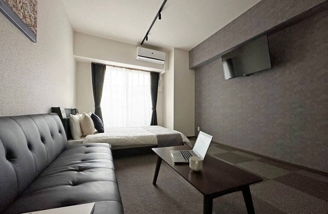 Well Furnished with balcony Apt for 3 Ppl