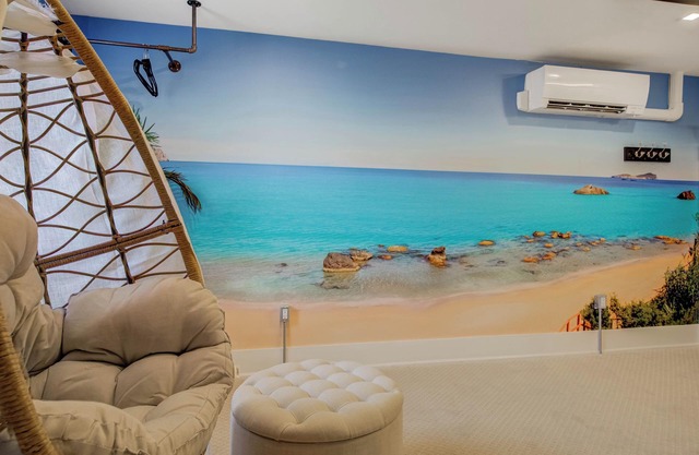 Westlake Hotel - The Beach