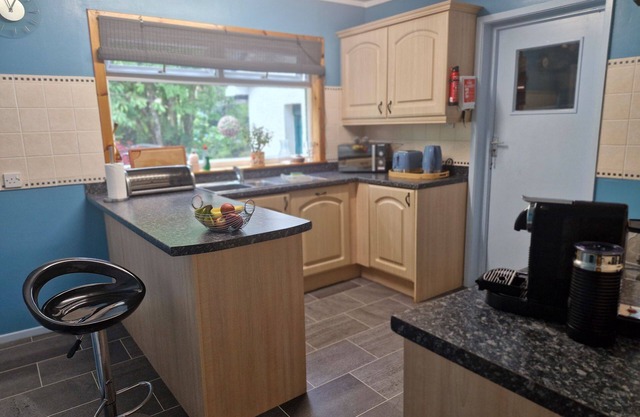 Westwood - a house that sleeps 6 guests in 3 bedrooms