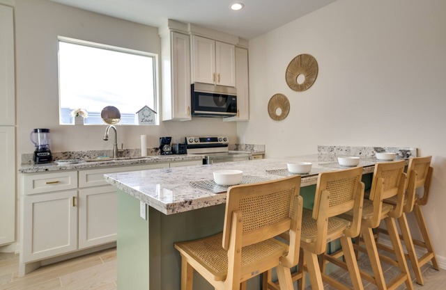 WFH-Friendly Brownsville Home w/Private Patio