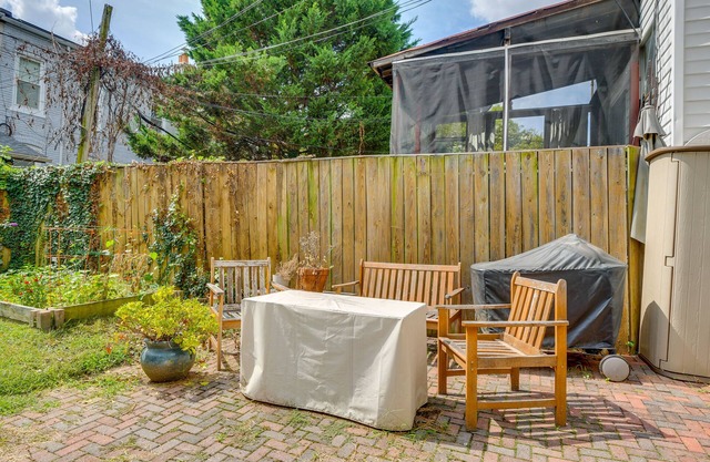 WFH-Friendly Studio in DC Near Howard University!