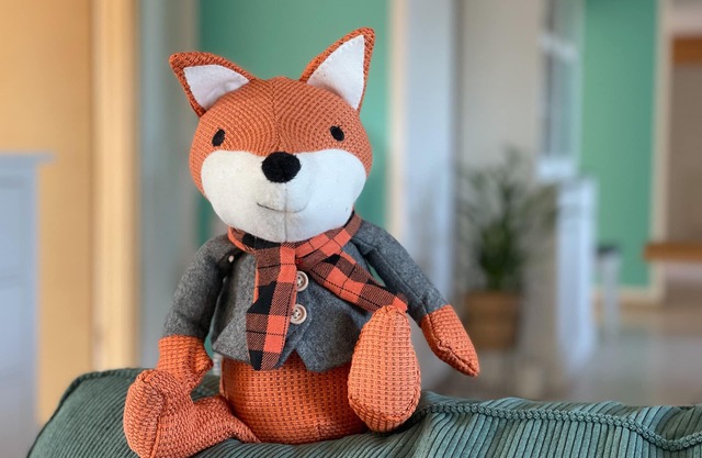 . where fox and hare are happy?