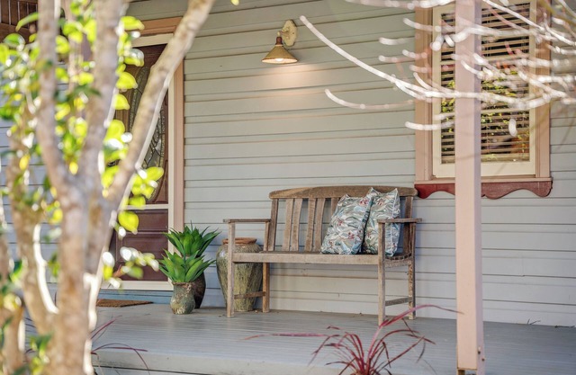 Whispering Pines Cottages