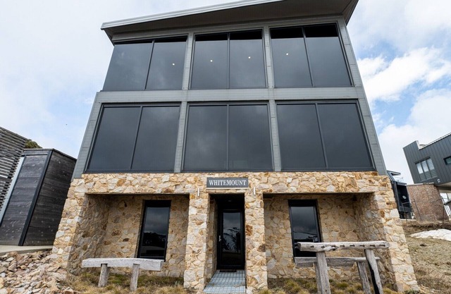 White Mount - Mt Hotham