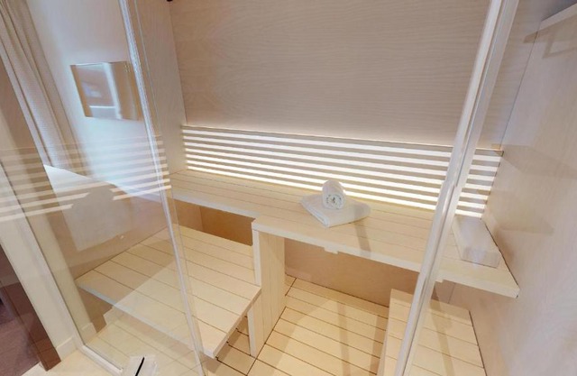 White Pearl Apartment 3.01