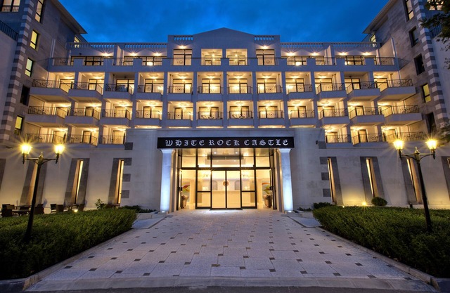 White Rock Castle Suite Hotel & SPA