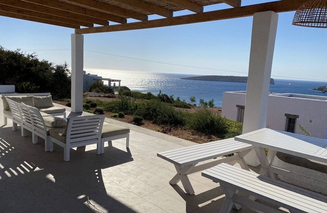 Whole villa on the splendid sea of TURKOMNIMA