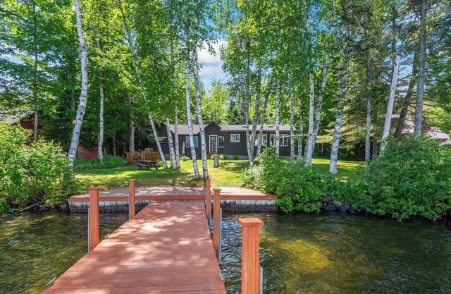Whoville - Charming home on the western shore of Rangeley Lake