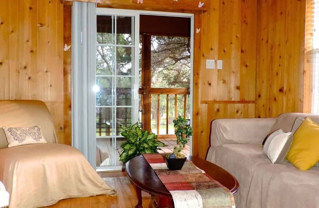 Wildflowers Cabin @ HomeAway Ranch