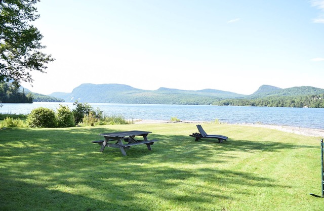 Willoughby Lake Cottage