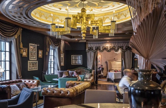 Windsor Arms Hotel