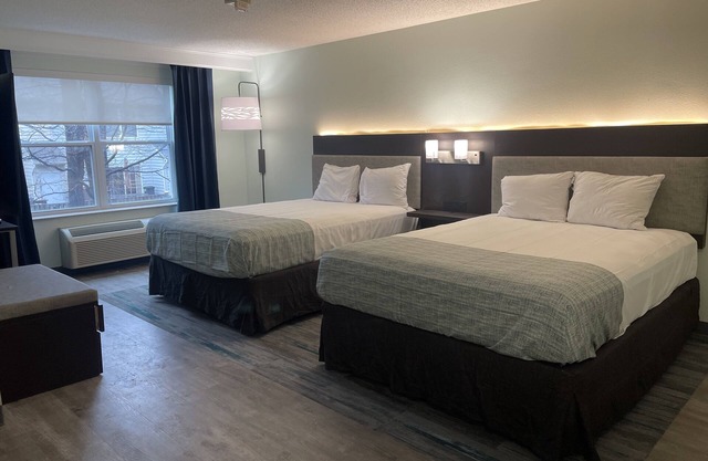 Wingate by Wyndham Waldorf/Washington DC Area