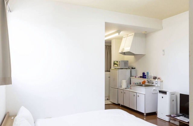 With more than 300 comics Twin room double bed /Minamitsuru-gun Yamanashi