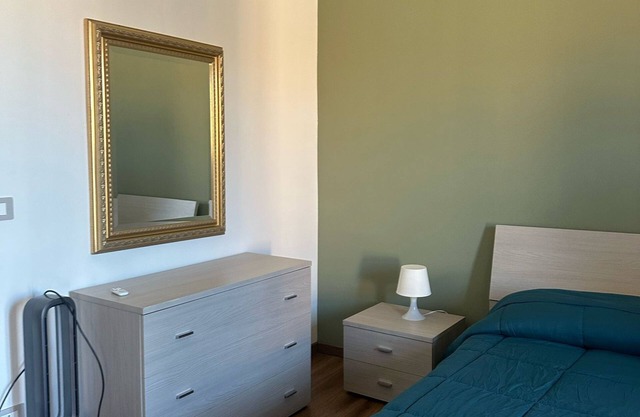 Within walking distance of the heart of Catania. Apartment complete with every comfort.