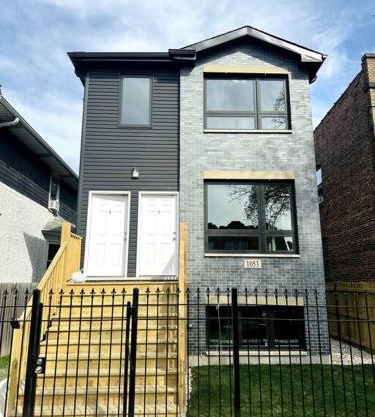Wonderful and cozy Chicago Top unit Apartment