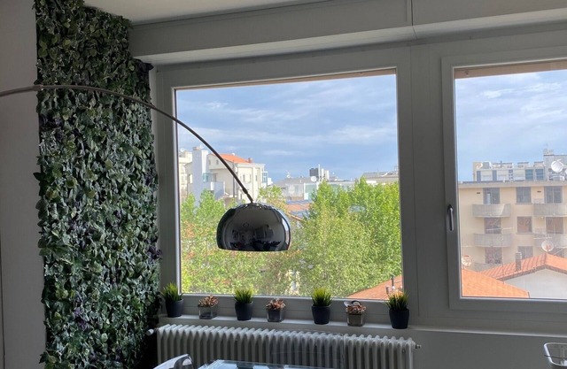 Wonderful apartment in quiet residential complex.