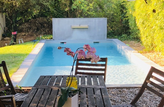 Wonderful french house with pool