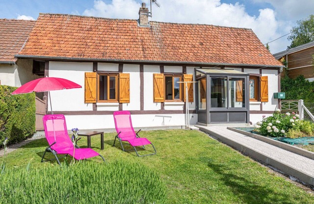 Wonderful private villa for 4 people with WIFI, TV, terrace, pets allowed and parking
