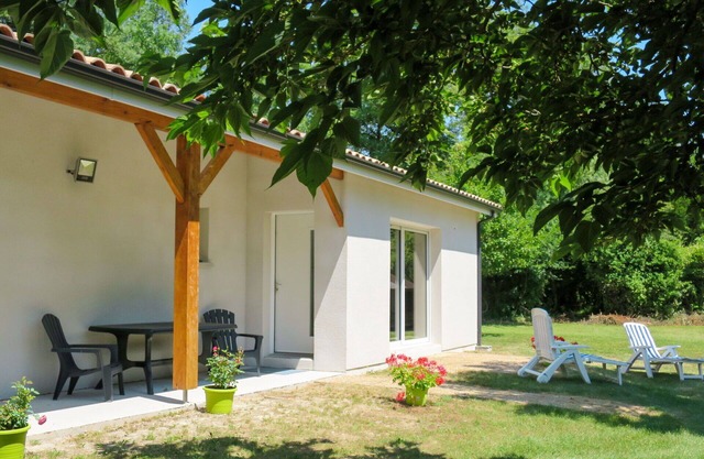 Wonderful private villa for 4 guests with WIFI, TV, terrace and parking
